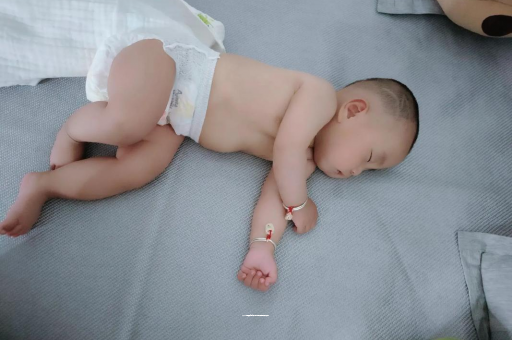 临沂宝宝口水多怎么回事